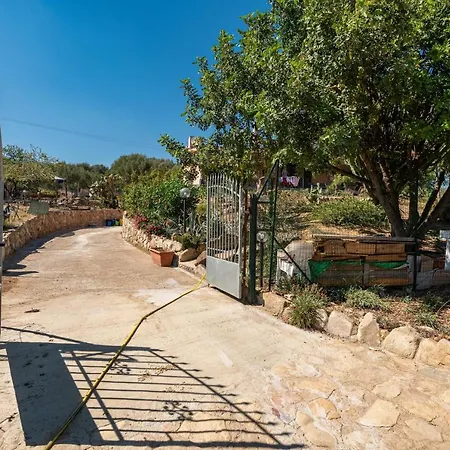 Apartment Paraiso Sardo 3 *